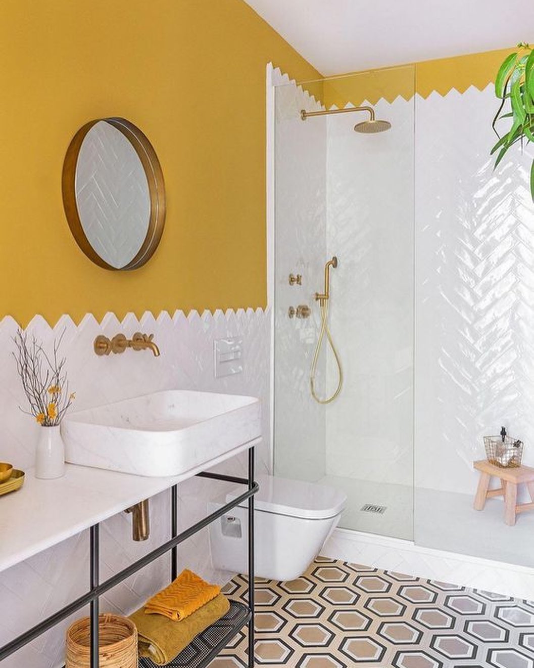35 Yellow Bathroom Ideas That Will Instantly Brighten Your Home ...