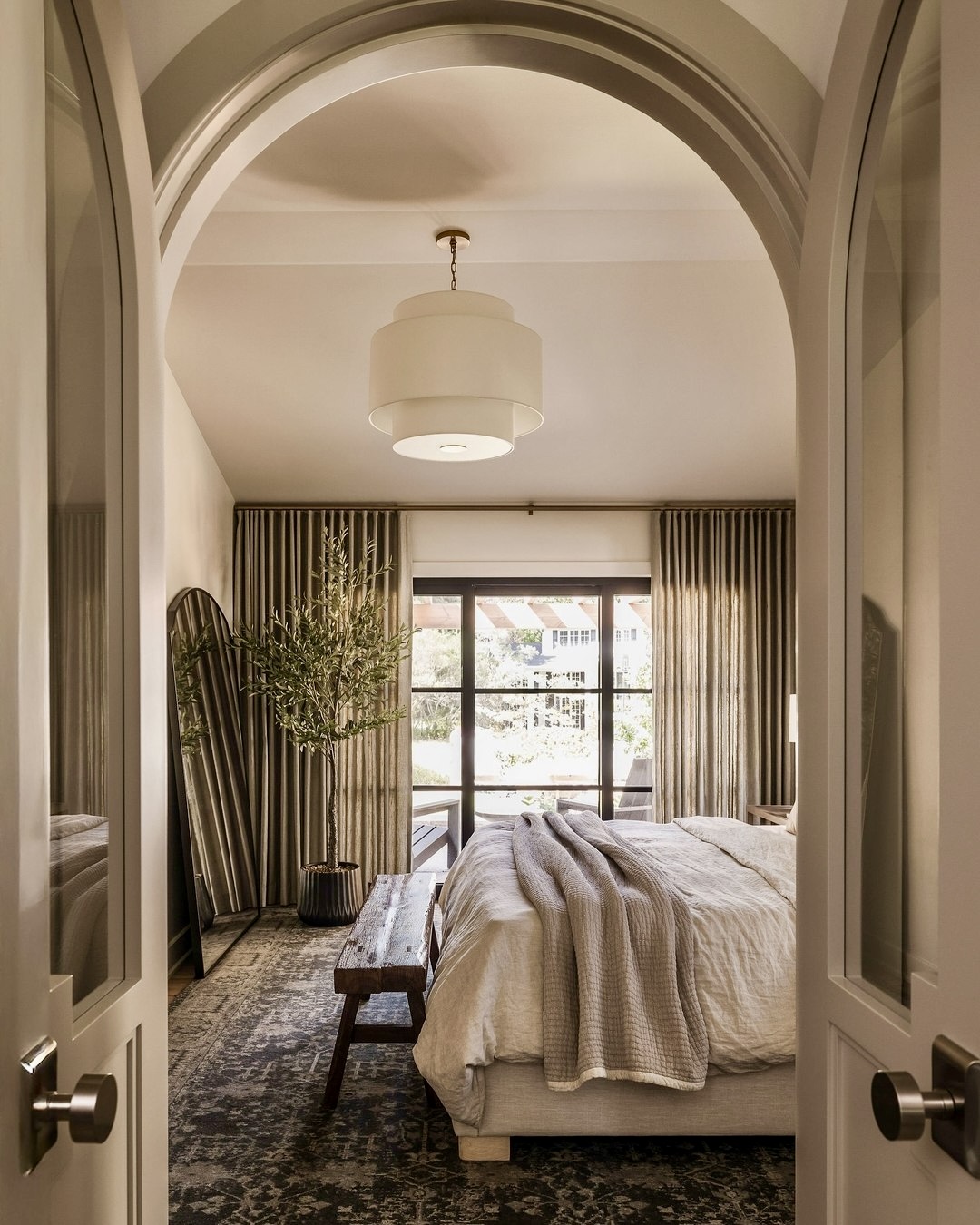 35 Master Bedroom Ideas for 2025: Decor Cozy Relaxing, Accent Walls and ...