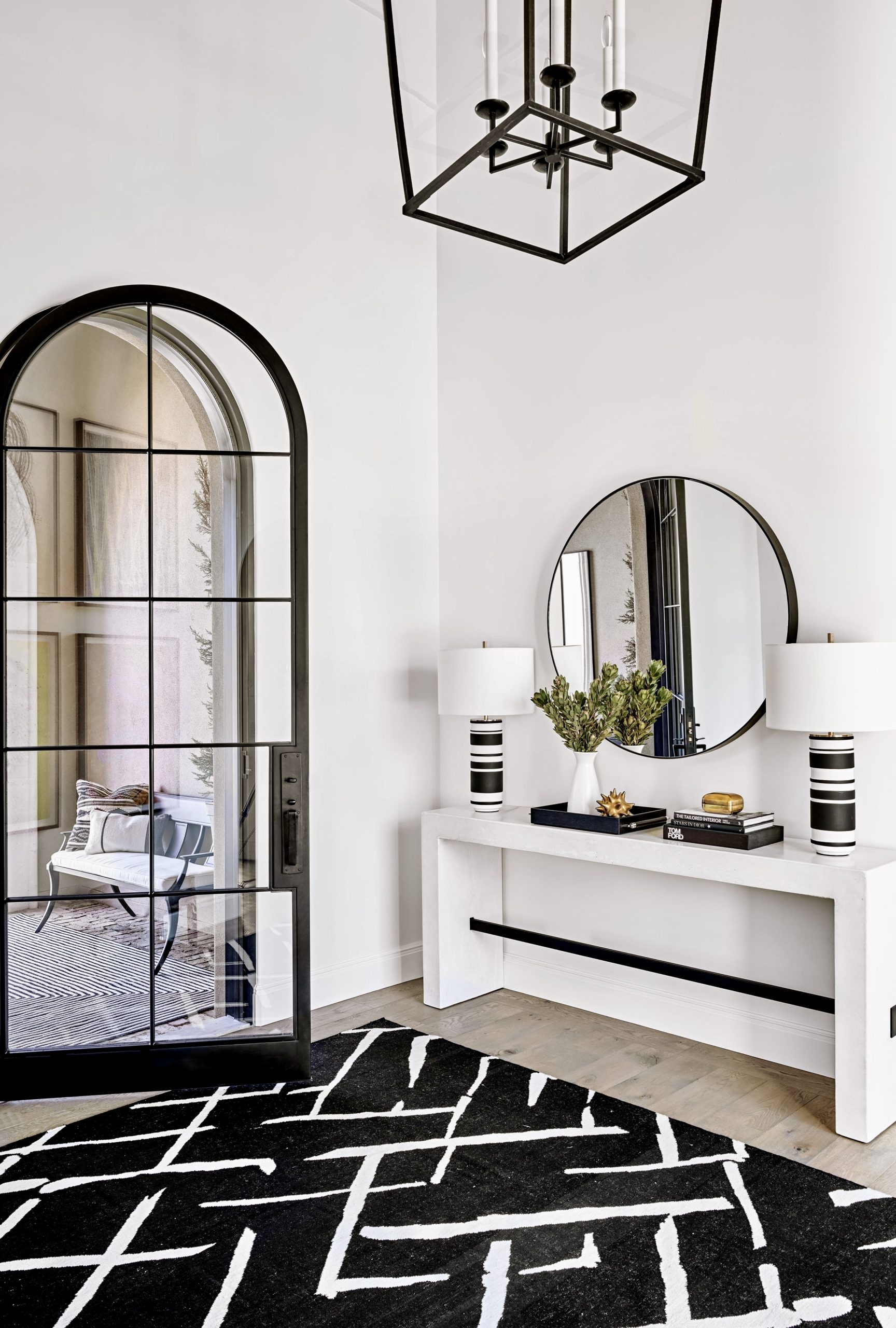 25 Modern Entryway Ideas for 2025 That Will Instantly Elevate Your Home ...