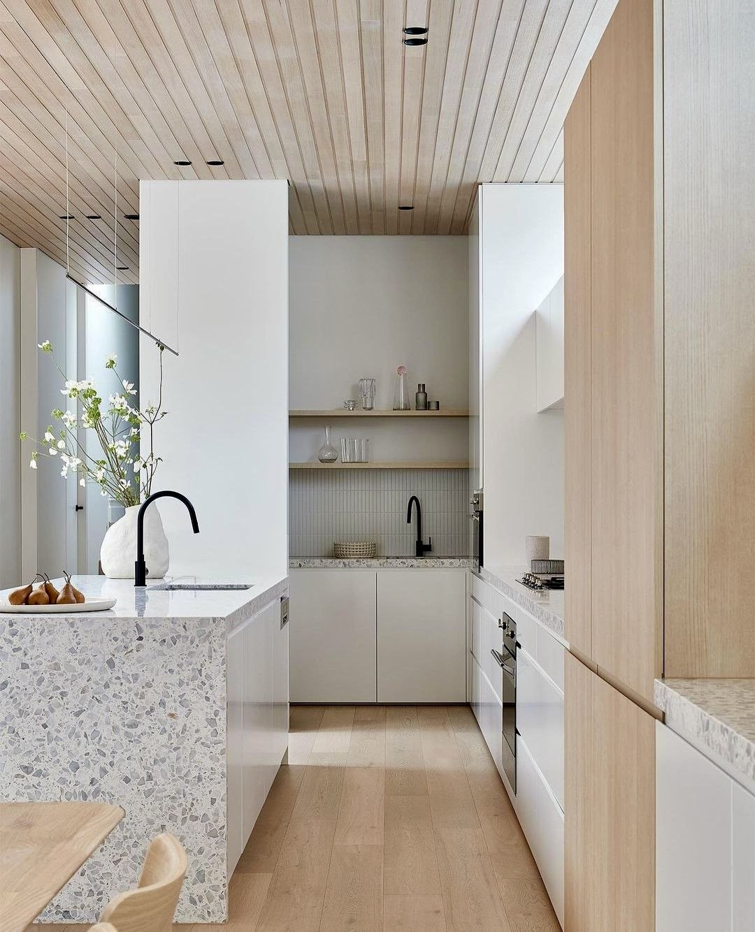 35 Kitchen Layout 2025: Top Ideas with Island, Double Galley, Small L ...