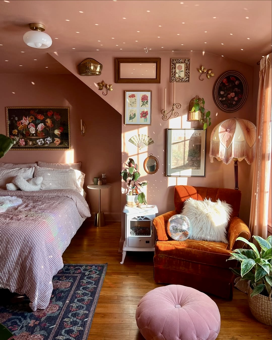 29 Bedroom Wall Decor Ideas That Will Instantly Elevate Your Space with ...