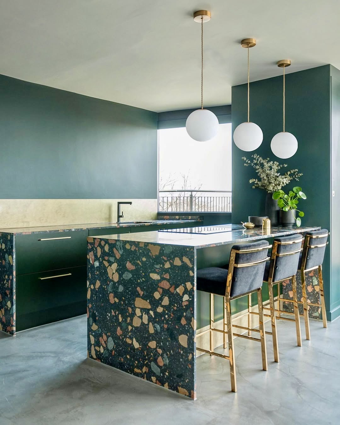 30 Concrete Floors in House 2025 That Prove Cement Is the Chicest Trend ...