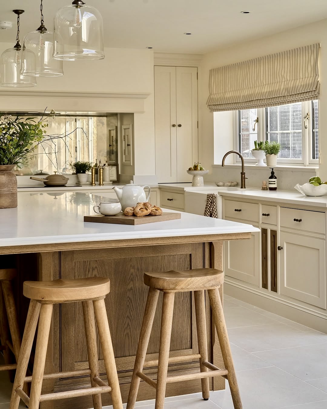 30 Kitchen Dining Room Combo Ideas 2025 That Will Elevate Your Layout ...