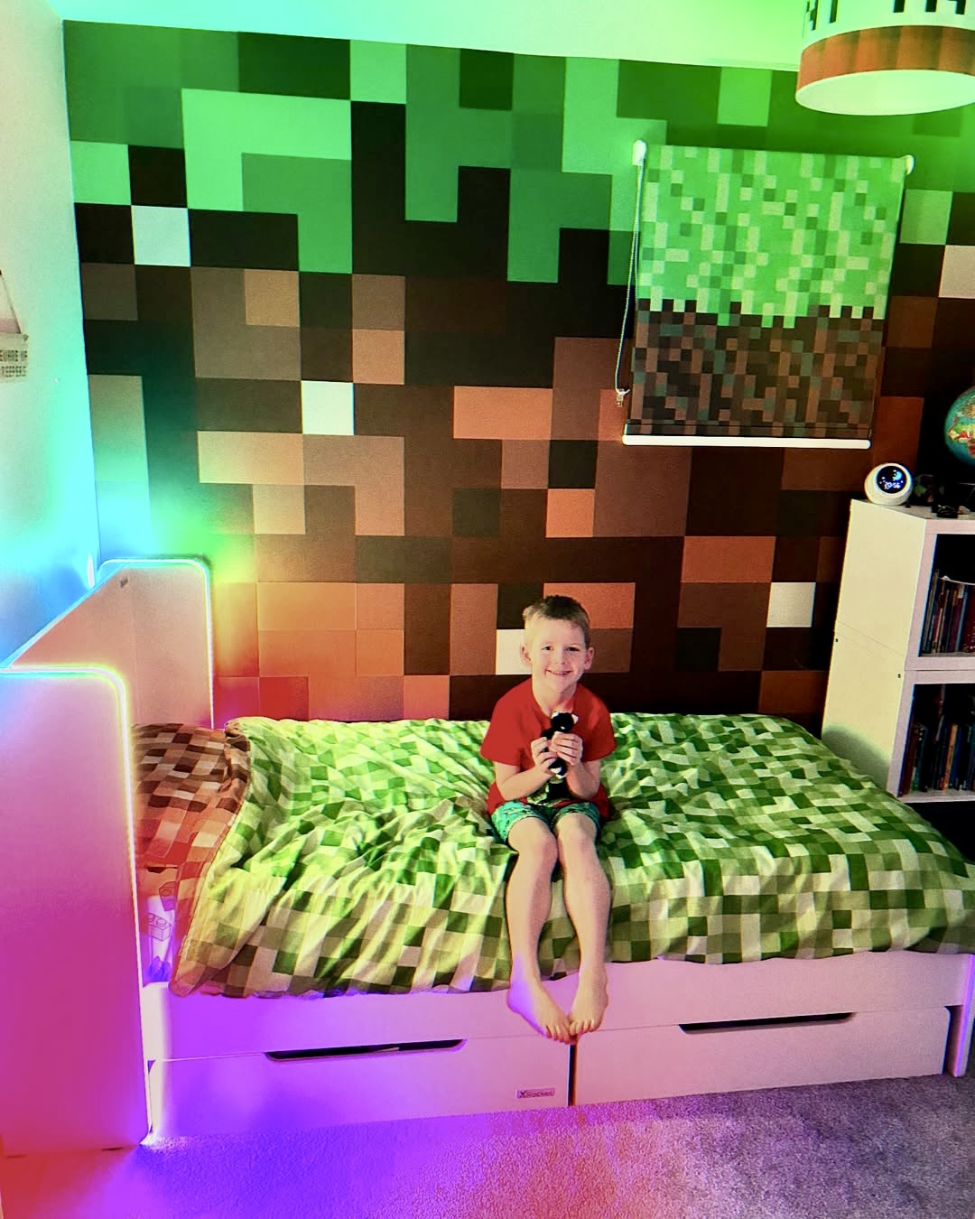 25 Minecraft Bedroom Ideas 2025 That Will Transform Any Kid’s Room into ...