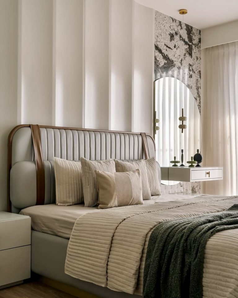 25 Woman Bedroom Ideas 2025 for a Feminine Grown, Classy, Cozy or ...
