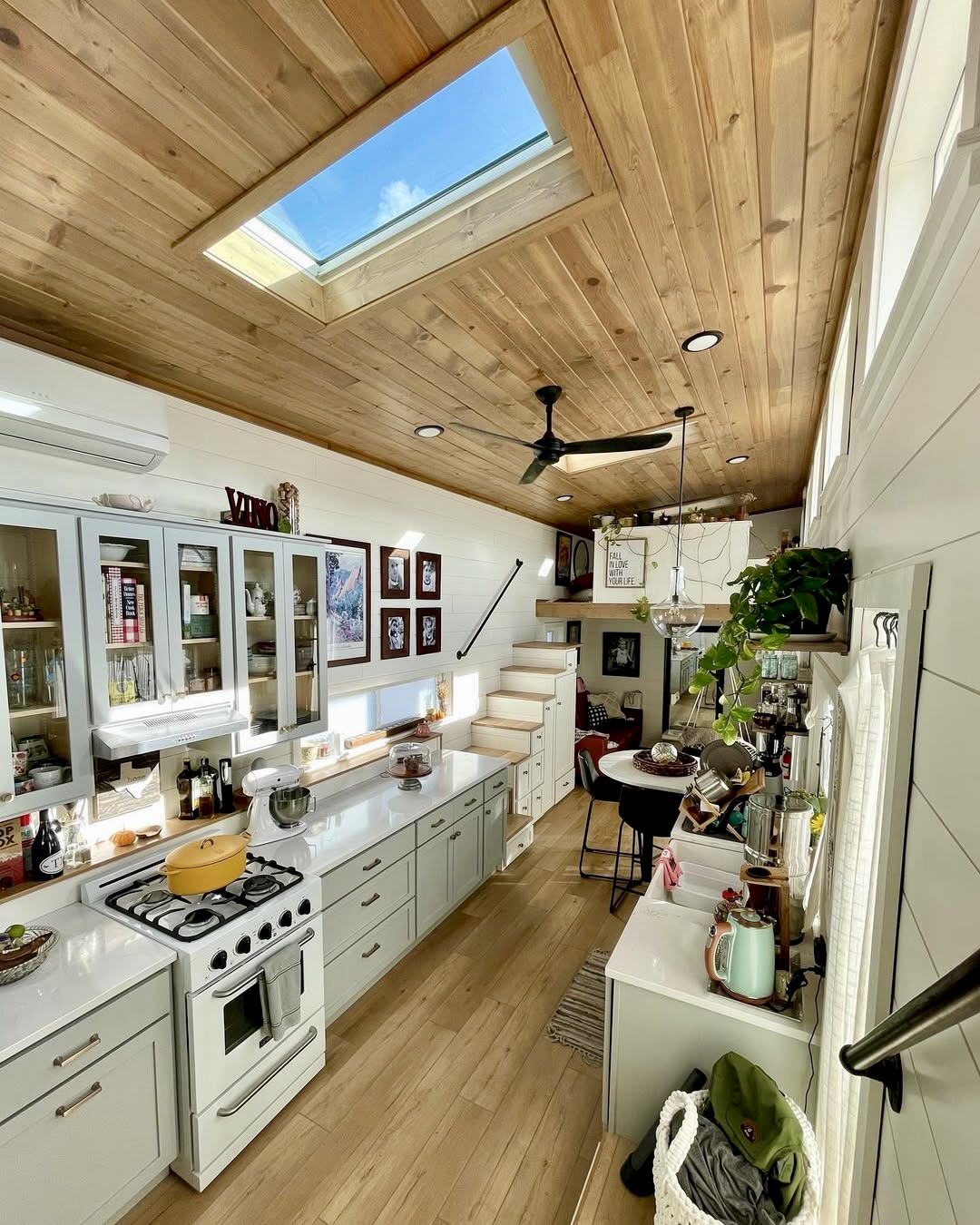 30 Tiny House Kitchen Ideas 2025 for Small Homes – Clever Layout ...
