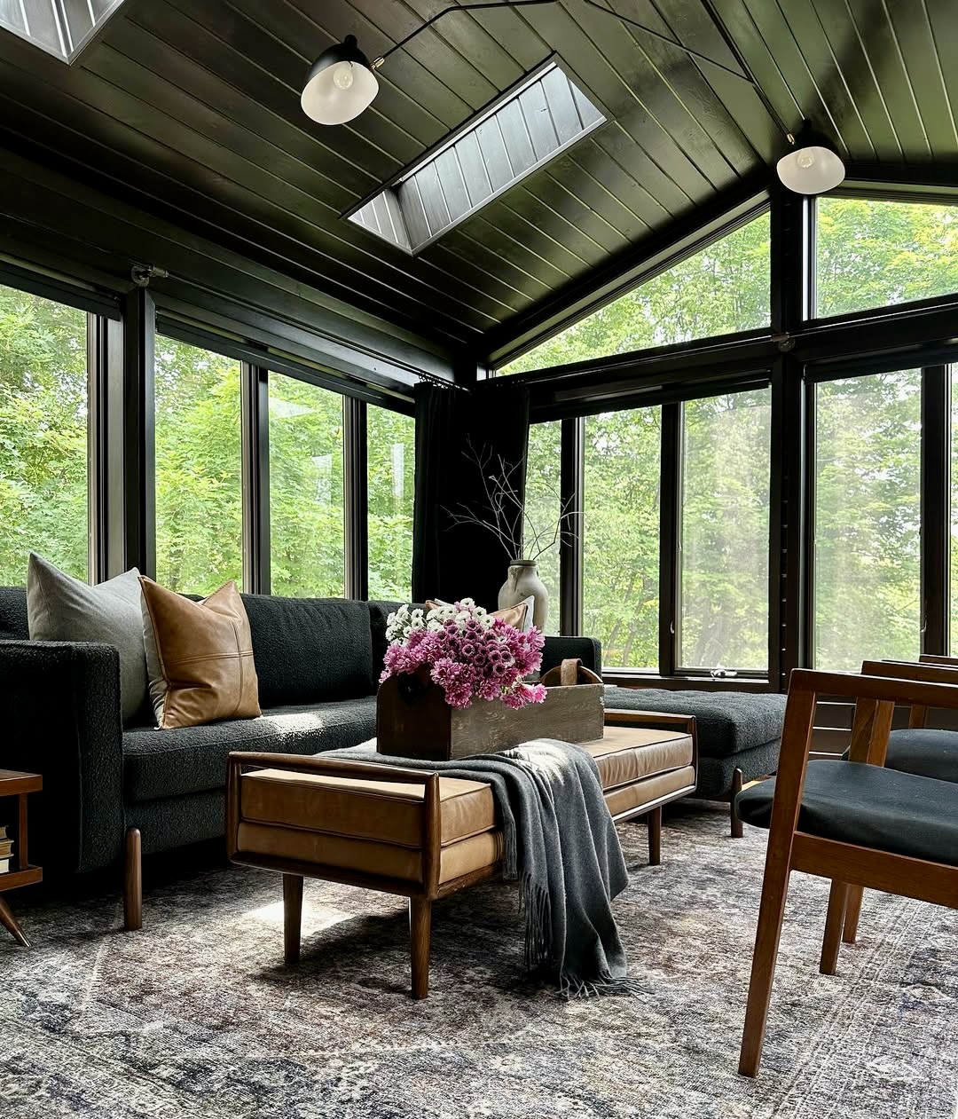 35 Black Sofa Ideas 2025 That Will Instantly Elevate Your Living Room ...