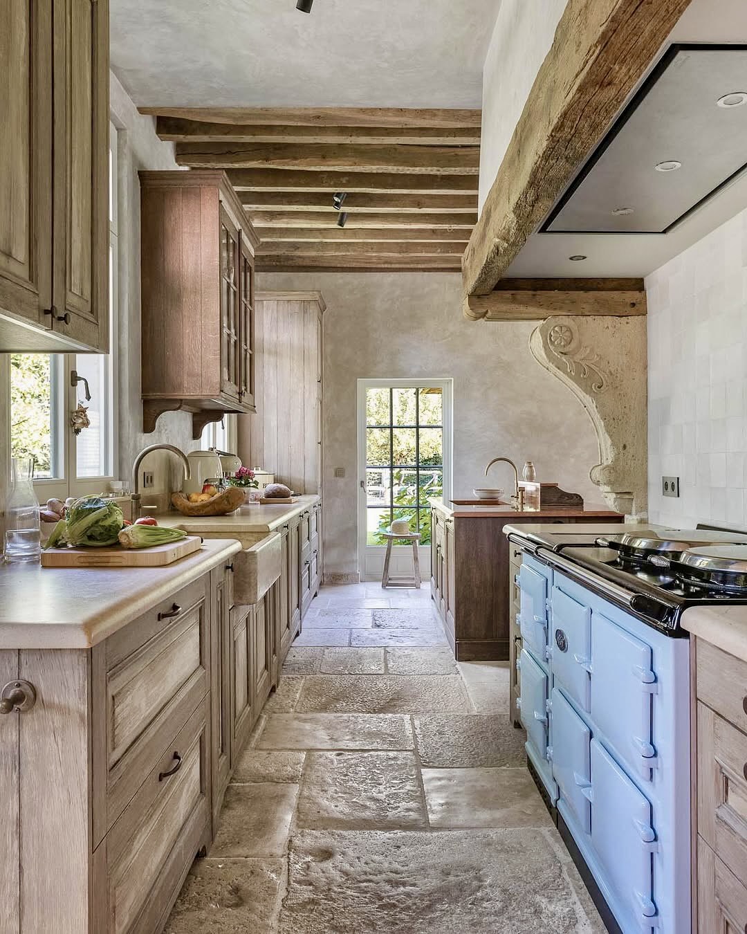 30 Rustic Kitchen Ideas 2025 That Blend Farmhouse Charm with Modern ...