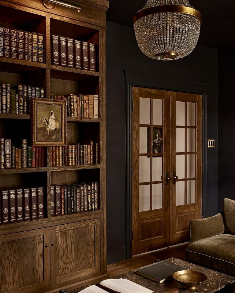 35 Moody Living Room 2025 Ideas for Cozy, Stylish Interiors with Dark ...
