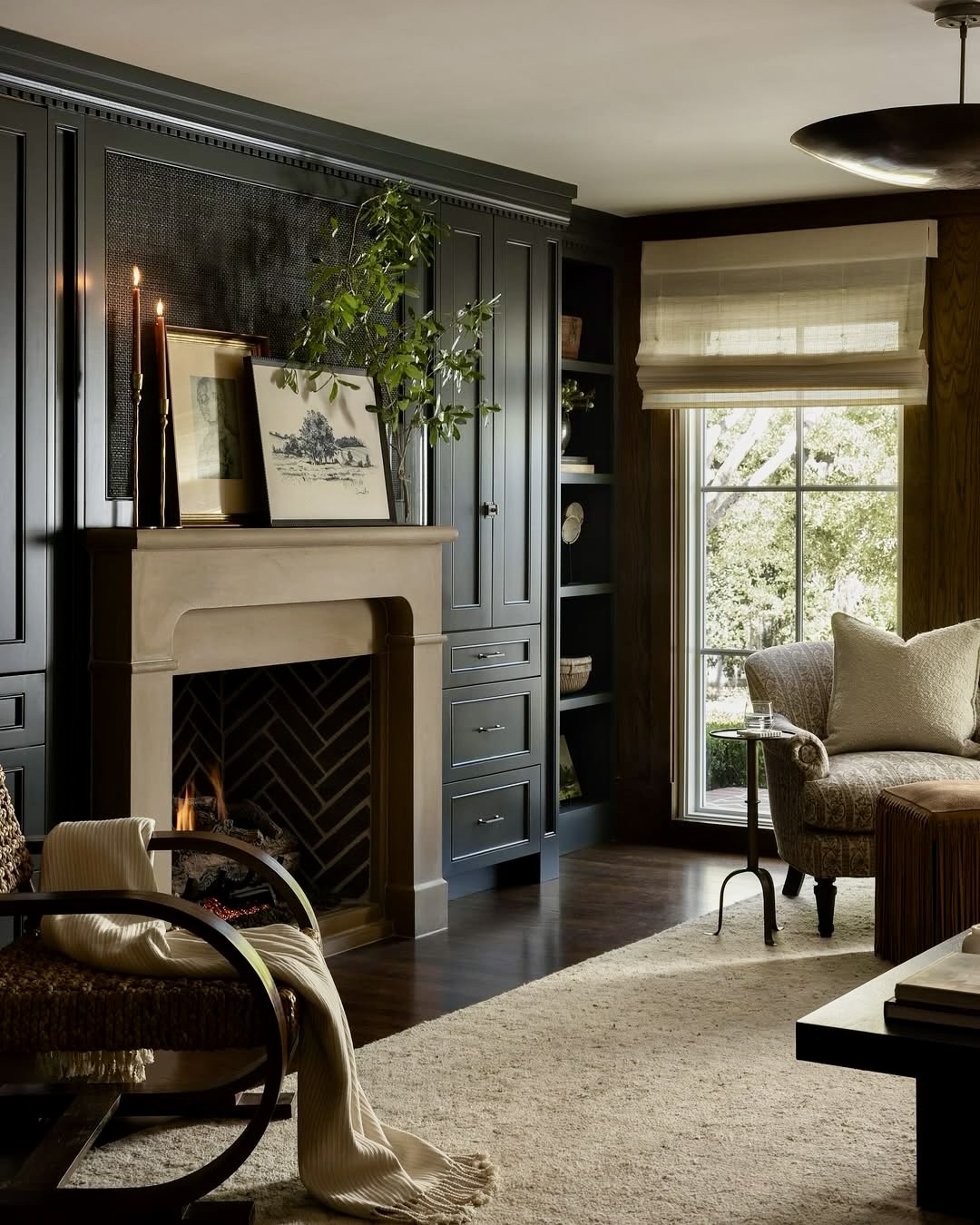 35 Moody Living Room 2025 Ideas for Cozy, Stylish Interiors with Dark ...