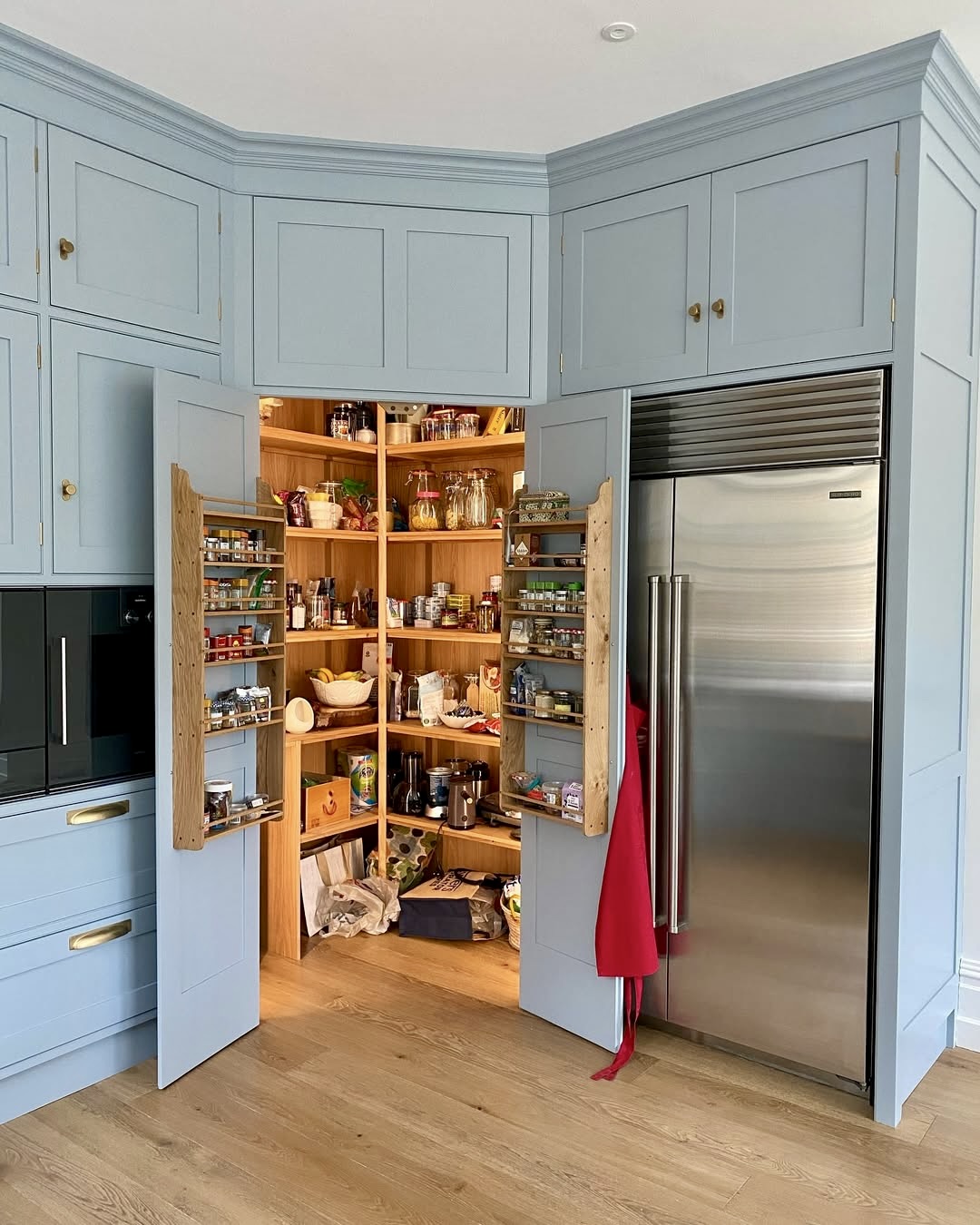 34 Corner Kitchen Pantry 2025 Ideas That Will Transform Your Storage ...