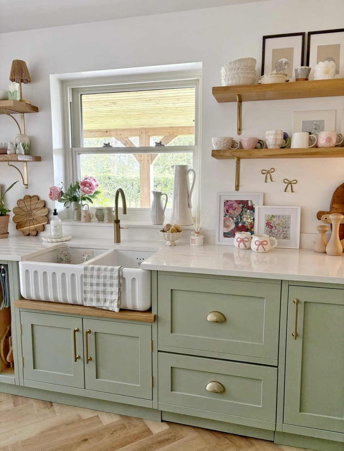 25 Kitchen Countertop Decor Ideas to Instantly Refresh Any Space in ...