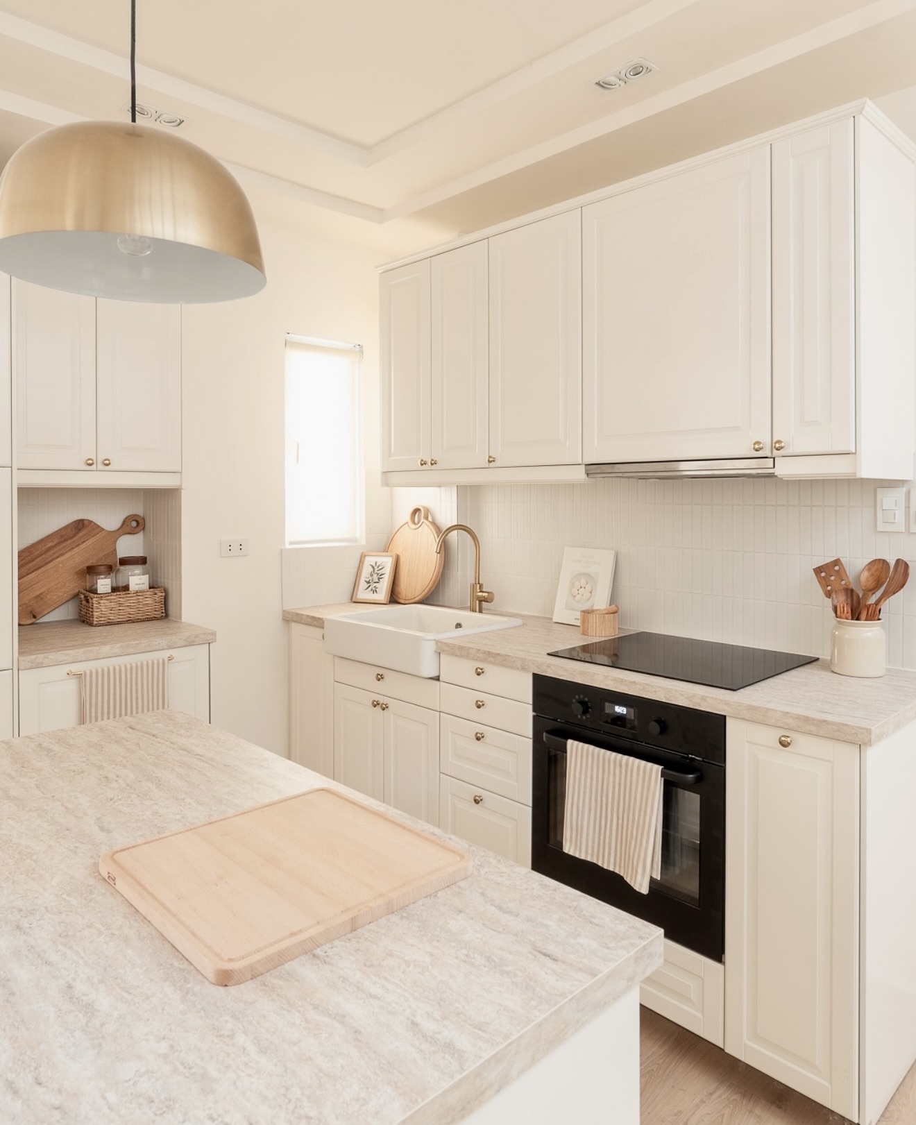 25 Kitchen Countertop Decor Ideas to Instantly Refresh Any Space in ...