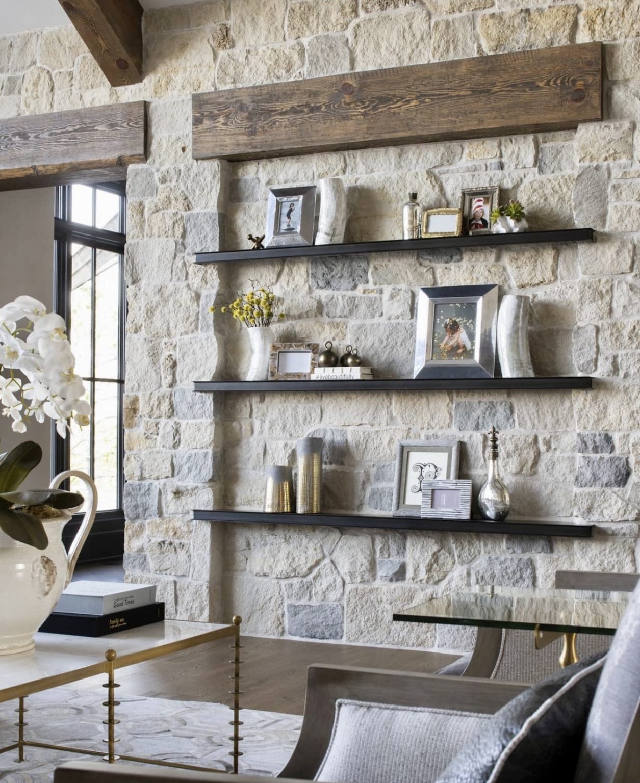 25 Built In Shelves Living Room Ideas That Will Instantly Elevate Your ...