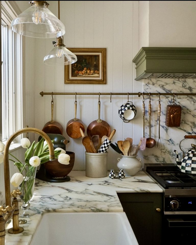 25 Kitchen Countertop Decor Ideas to Instantly Refresh Any Space in ...