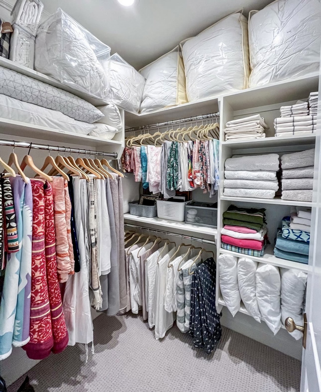 35 LINEN CLOSET ORGANIZATION Ideas That Will Instantly Transform Your ...