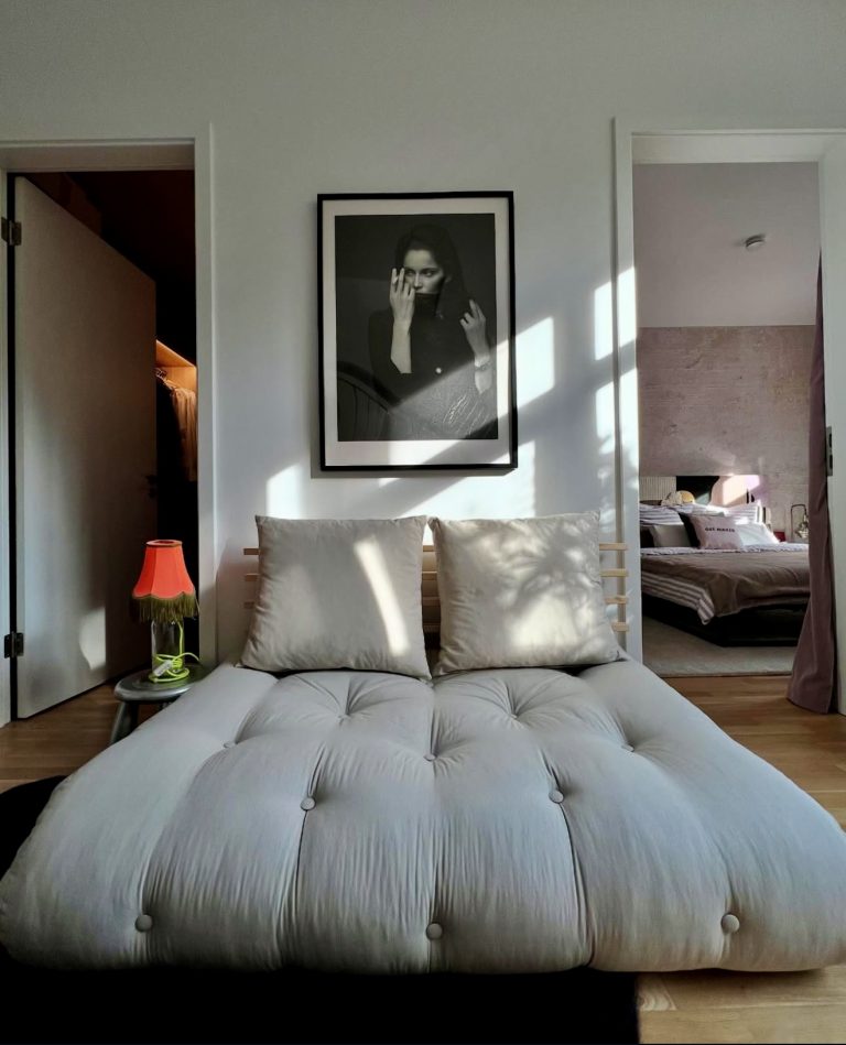 25 Sofa Bed for Small Spaces That Transform Tiny Rooms into Stylish and ...