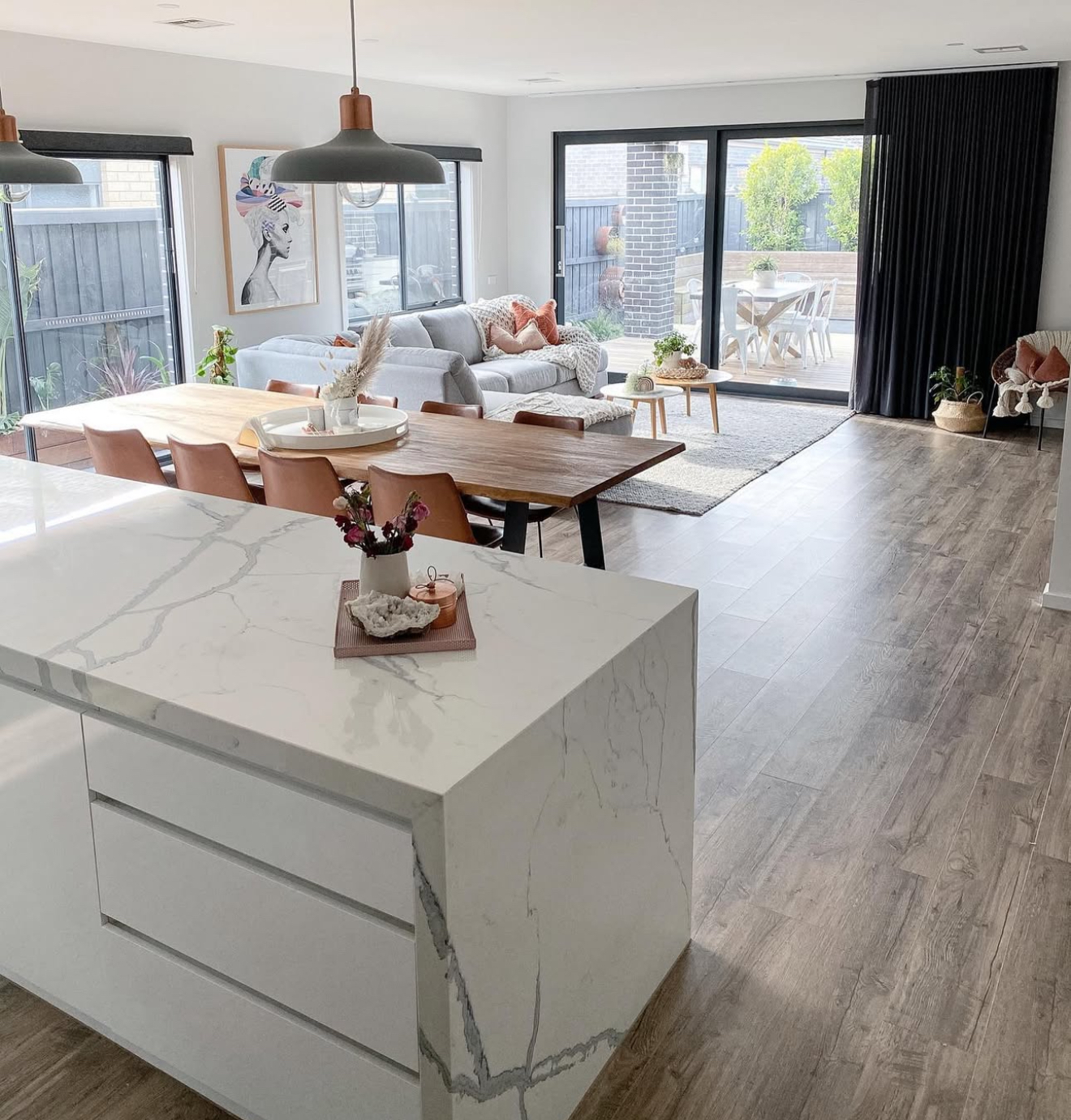30 Open Floor Plan Living Room and Kitchen Ideas That Blend Style ...