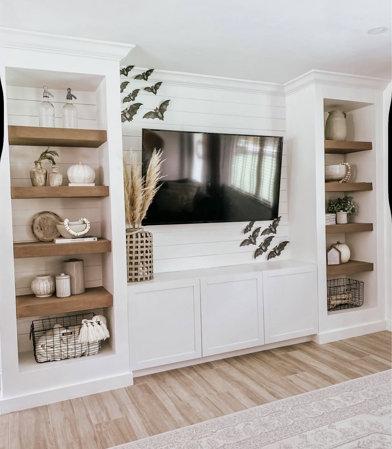25 Built In Shelves Living Room Ideas That Will Instantly Elevate Your ...