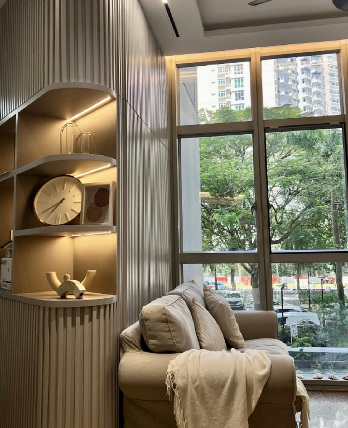 25 Built In Shelves Living Room Ideas That Will Instantly Elevate Your ...