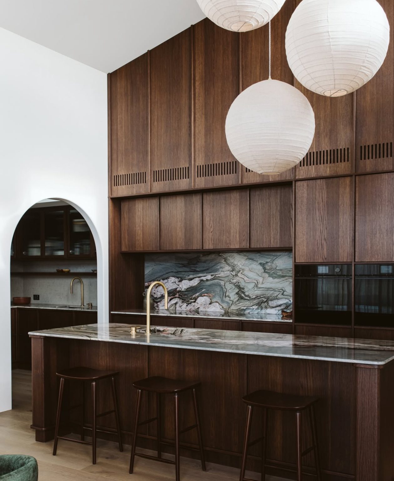 30 Dark Wood Kitchen Cabinets That Will Transform Your Space in 2025 ...