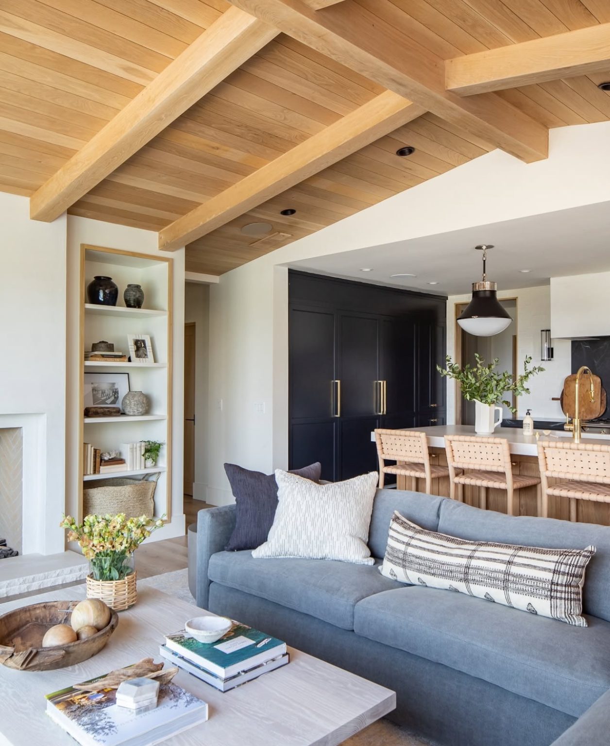30 Open Floor Plan Living Room and Kitchen Ideas That Blend Style ...
