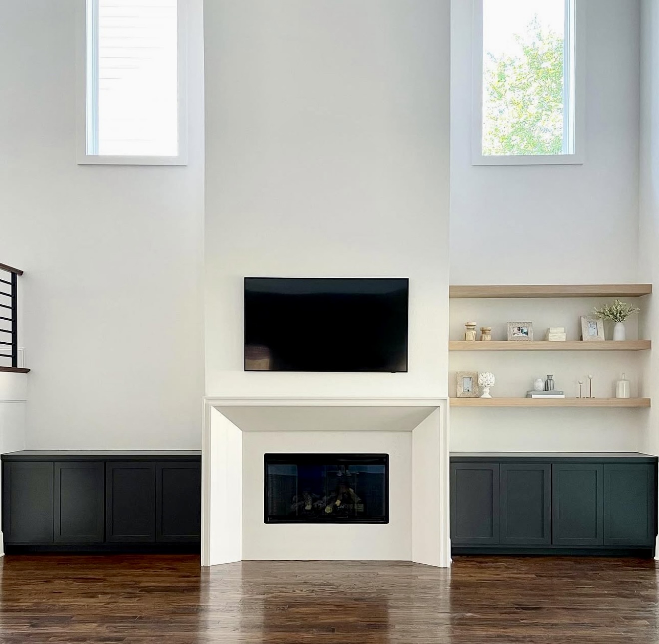 25 Built In Shelves Living Room Ideas That Will Instantly Elevate Your ...