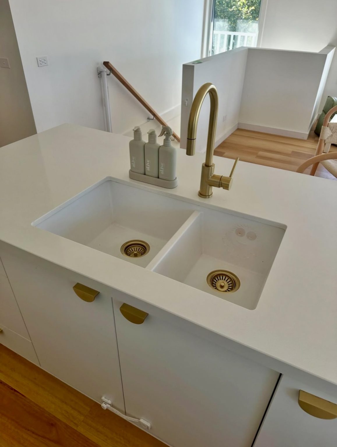 30 Kitchen Sink Ideas That Will Instantly Elevate Your Home — From ...