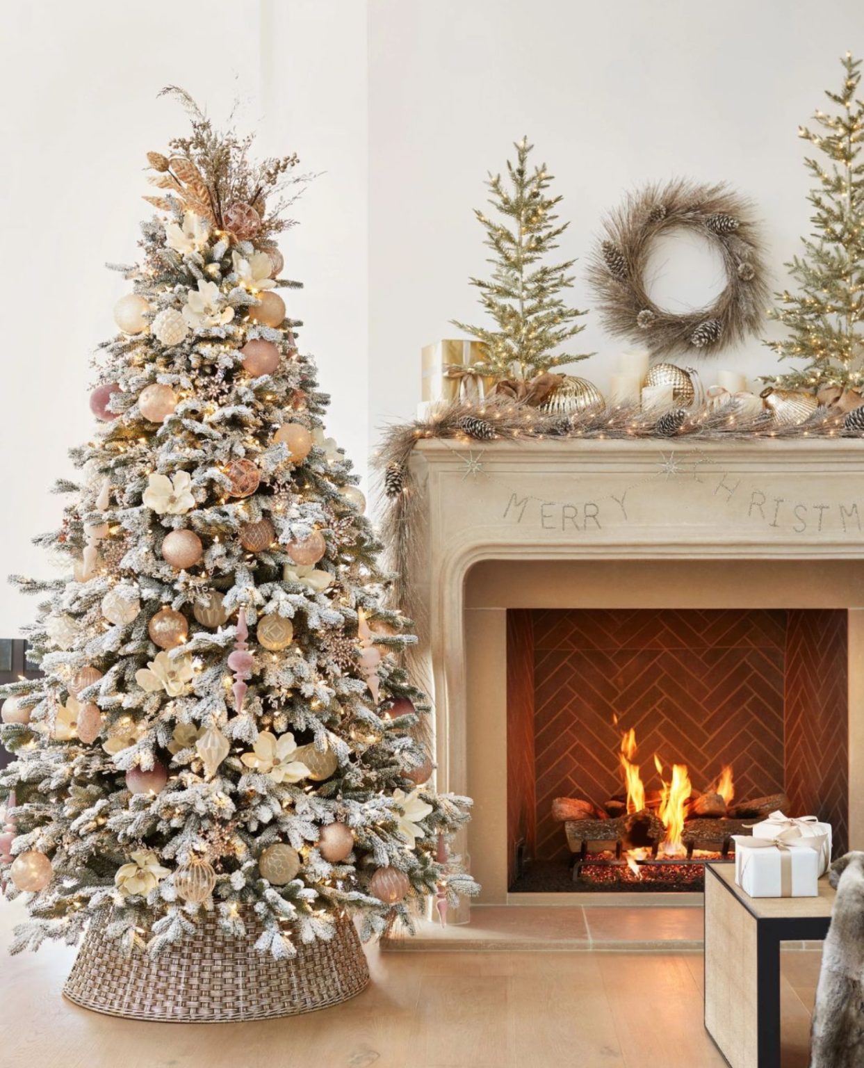 Christmas Tree Themes 2026