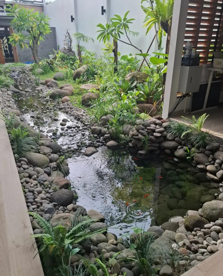 30 Pond Ideas to Transform Your Garden into a Relaxing and Aesthetic ...