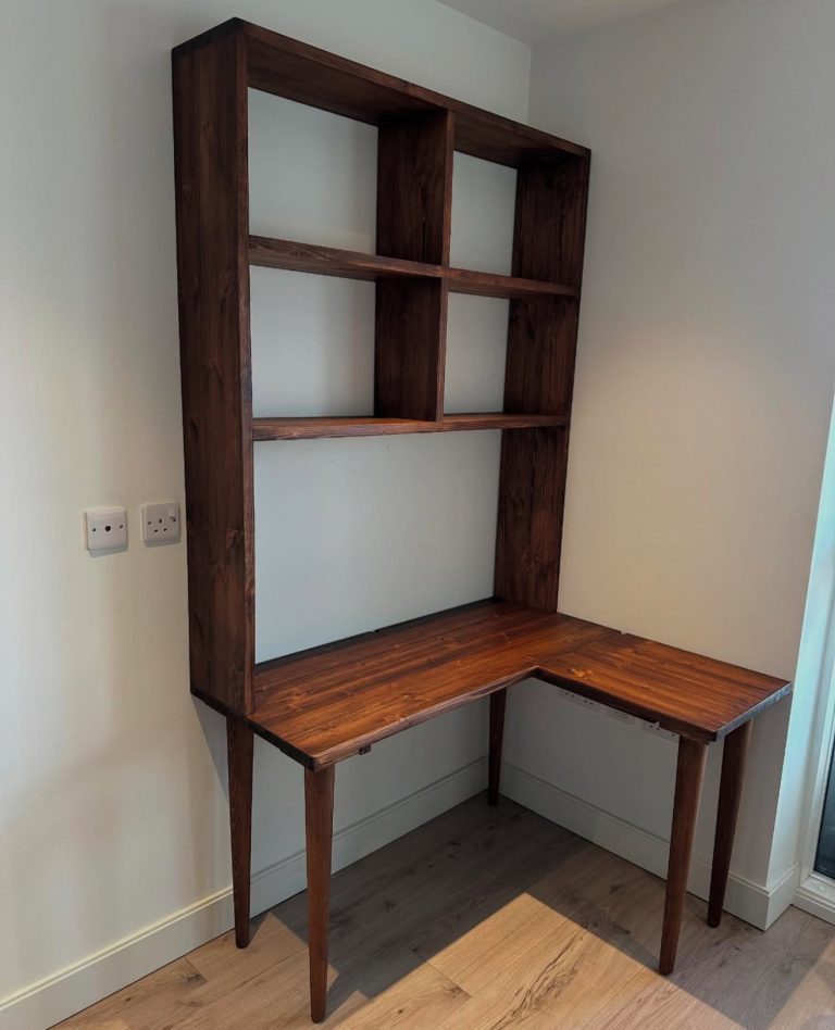 35 Wood Desk Ideas to Elevate Your Home Office with Style ...