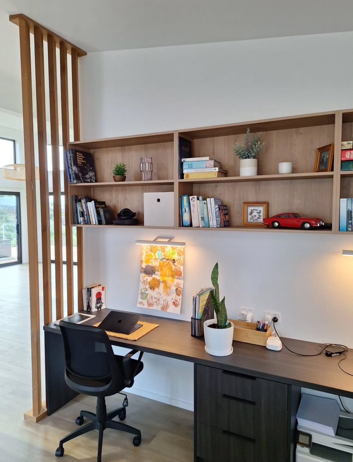 30 Office Desk Ideas for Stylish Workspaces with Aesthetic Designs and ...
