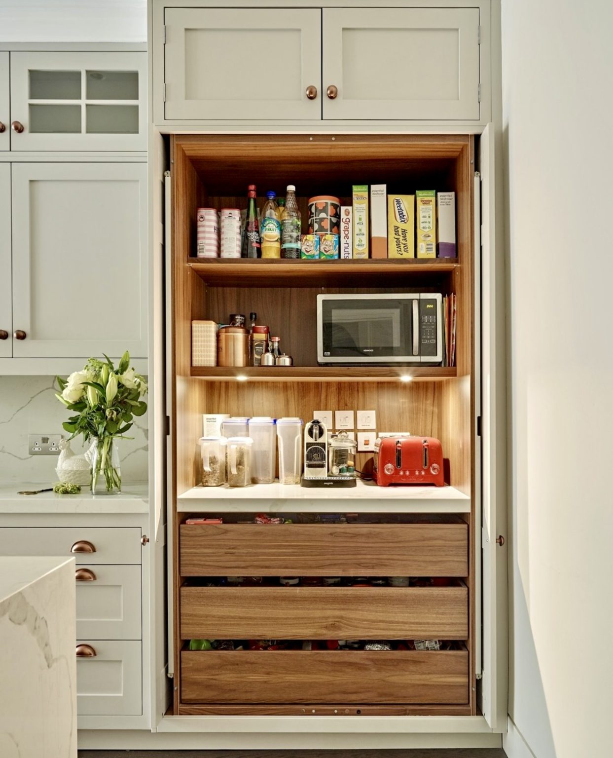 30 Pantry Cabinet 2026 Ideas for Stylish Kitchen Organization and Smart ...
