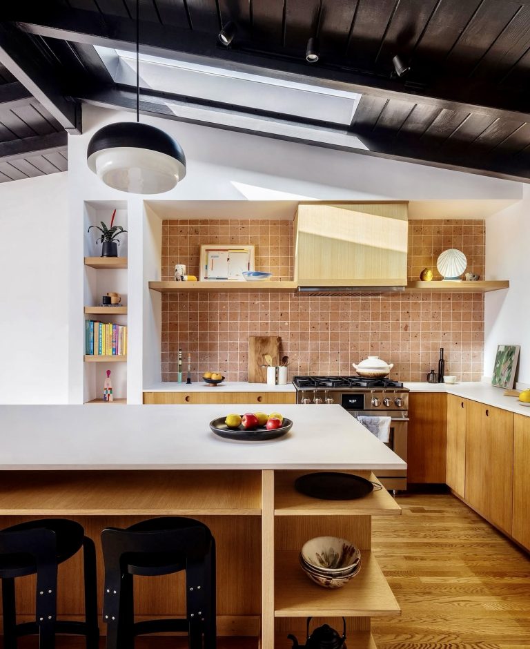 30 Modern Kitchen Ideas 2026 That Redefine Luxury, Comfort, and ...