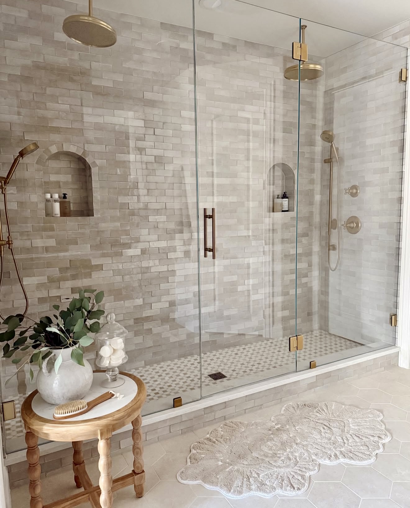 35 Shower Tile Ideas 2026 for Timeless, Modern, and Luxury Bathroom ...