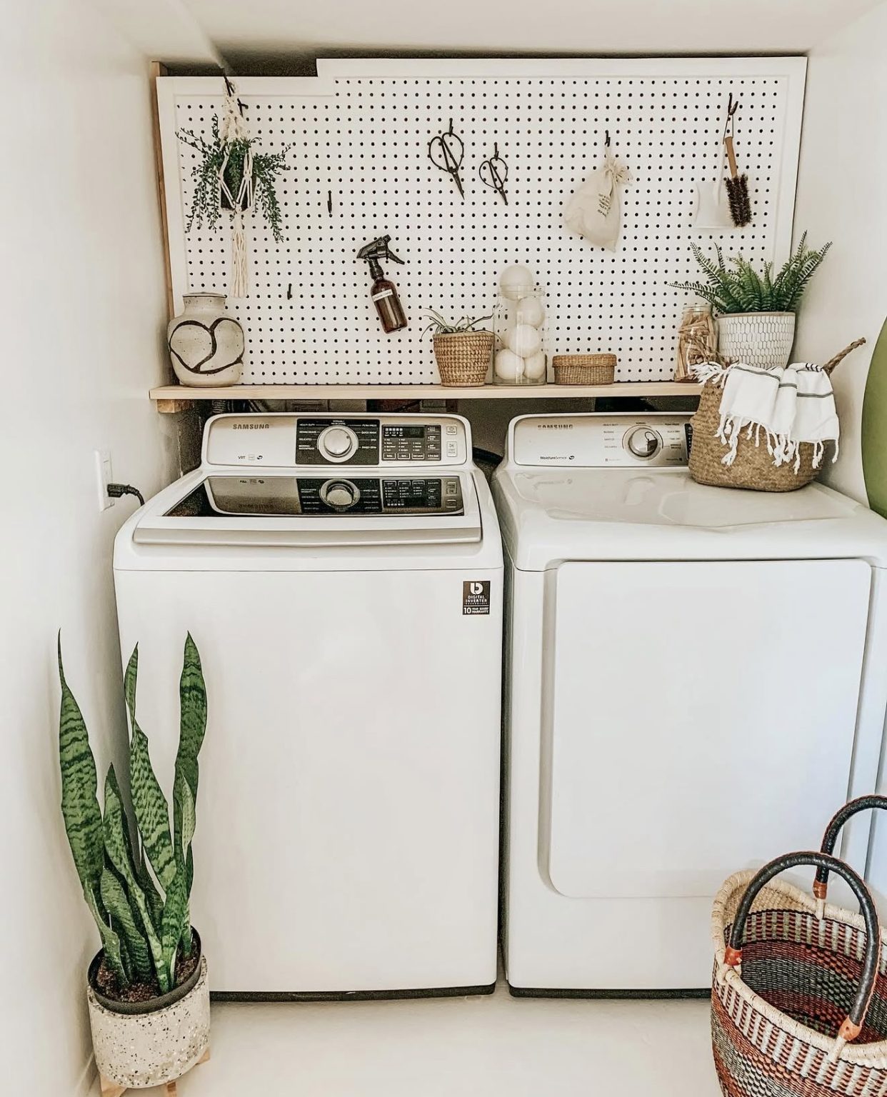 35 Tiny Laundry Room Ideas 2026 to Maximize Space and Style in Any Home ...