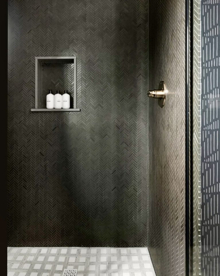 35 Shower Tile Ideas 2026 for Timeless, Modern, and Luxury Bathroom ...