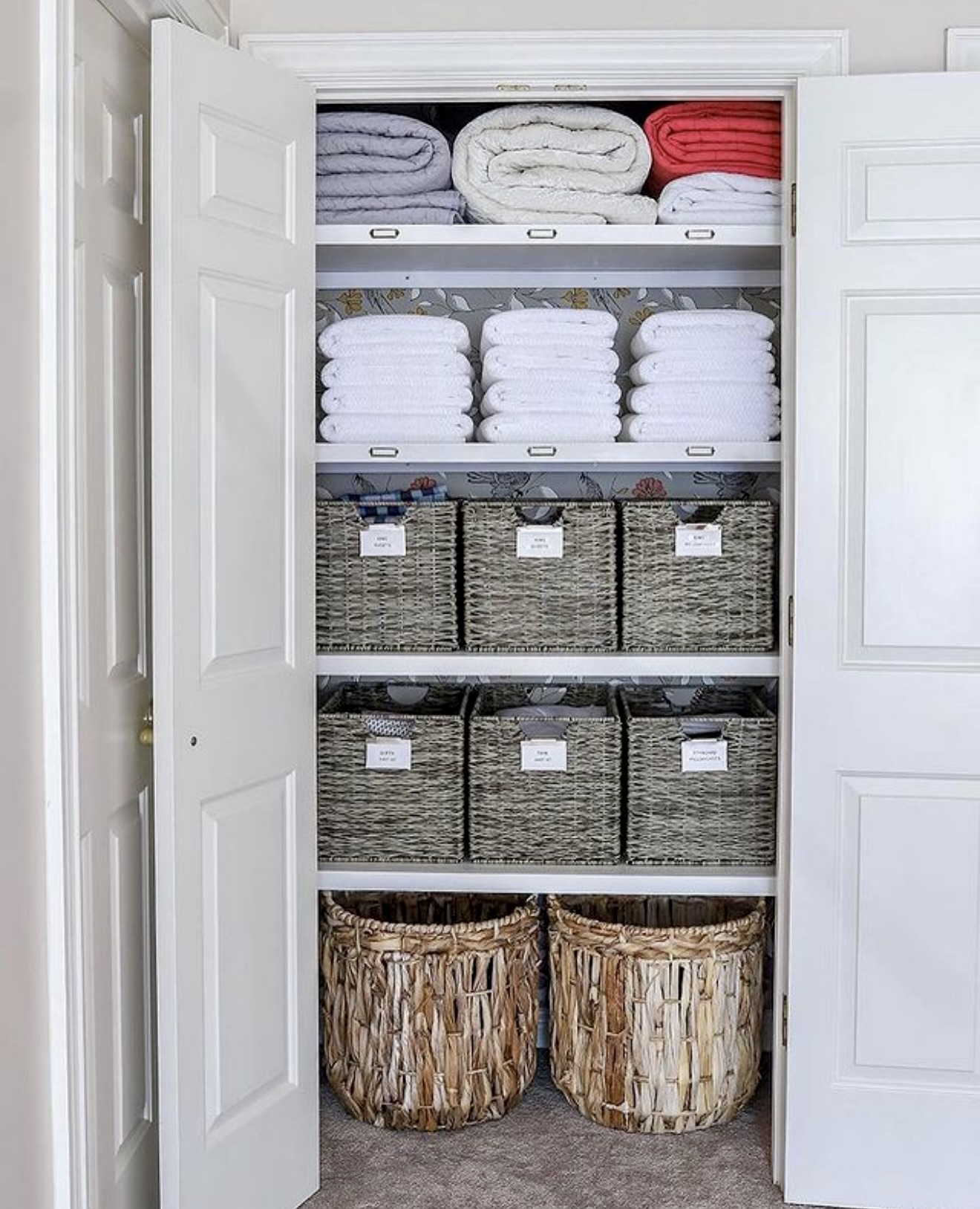 30 Linen Closet Organization 2026 Ideas That Transform Small Spaces ...