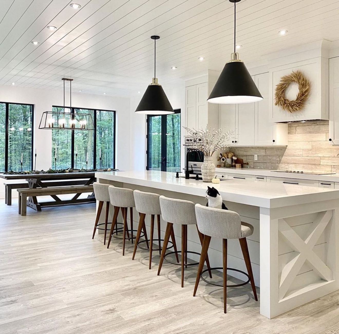 25 Modern Farmhouse Kitchens 2026 That Blend Rustic Charm With Modern ...