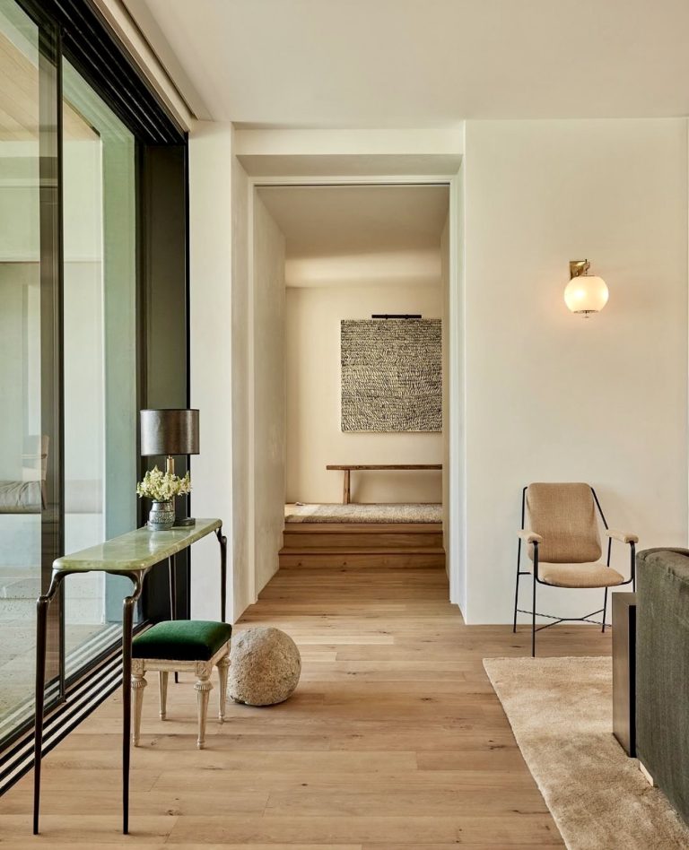 Nature-Inspired Scandinavian Penthouse Design photo