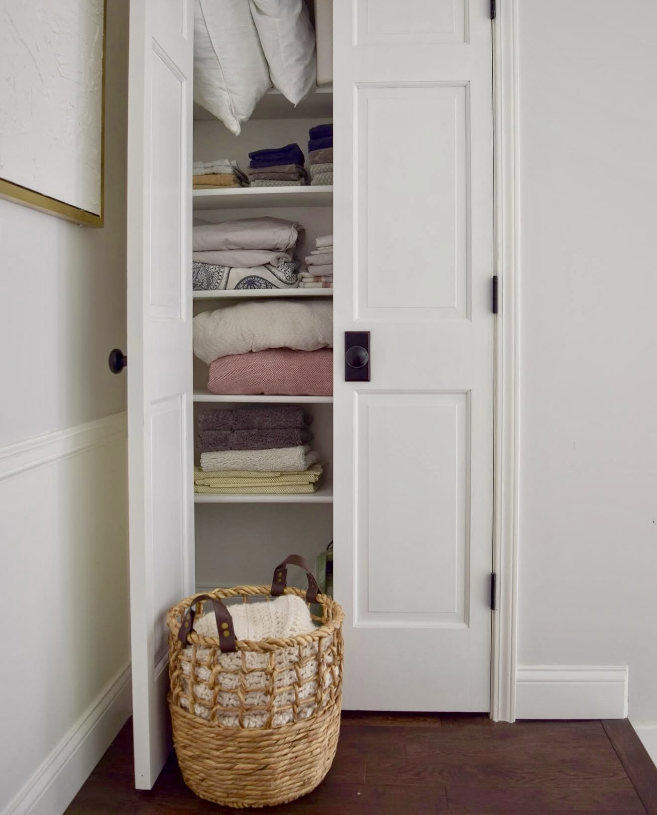 30 Linen Closet Organization 2026 Ideas That Transform Small Spaces ...