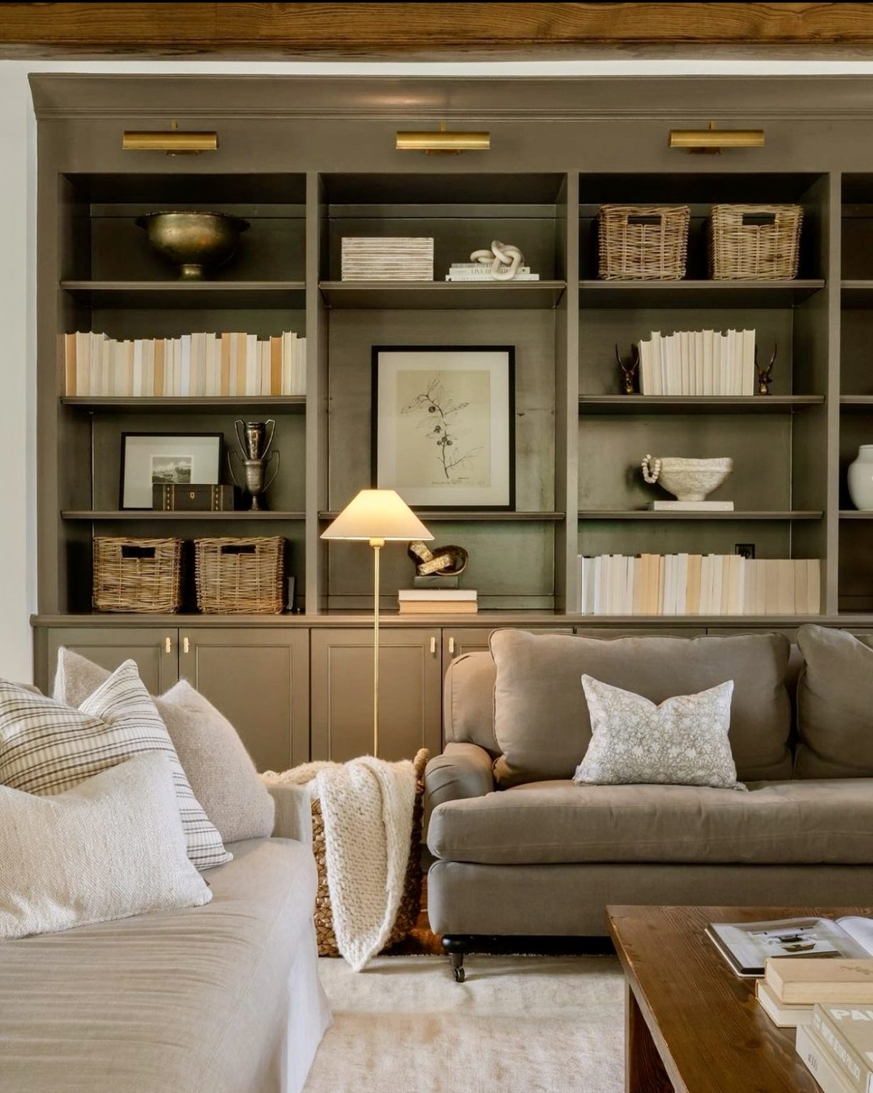 25 Built in Shelves Living Room 2026: Fresh, Modern and Cozy Ideas for ...