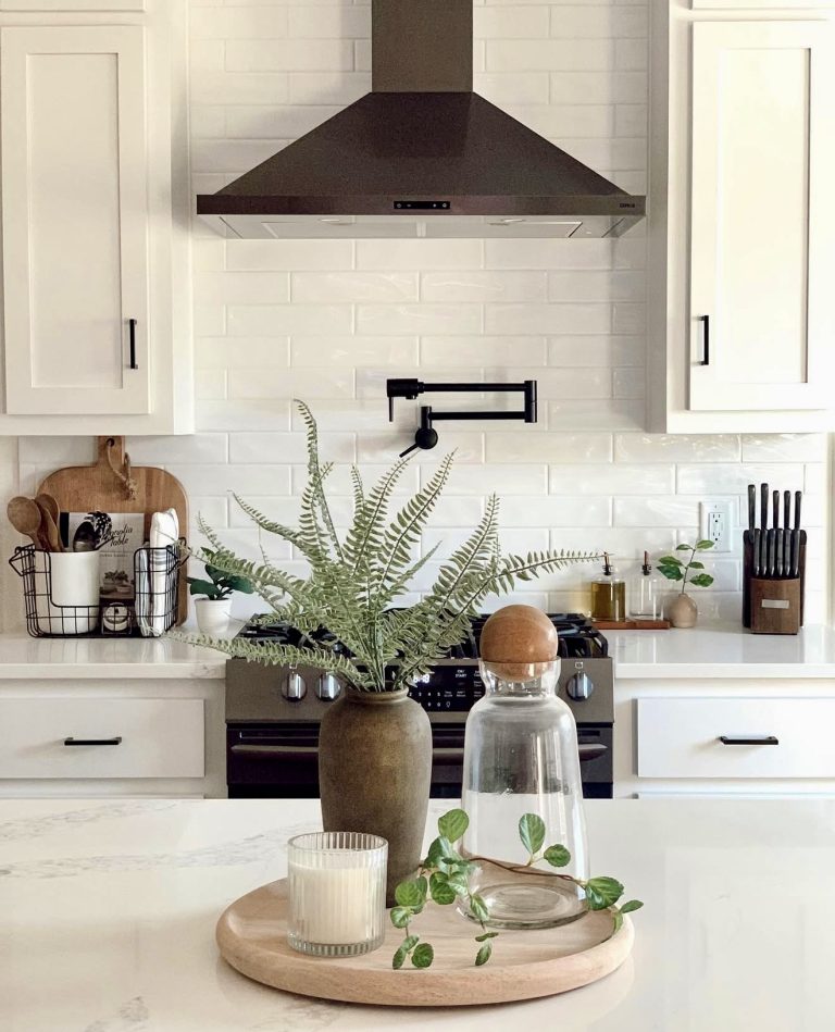 35 Kitchen Counter Decor 2026 Ideas To Style Your Countertops With Cozy ...