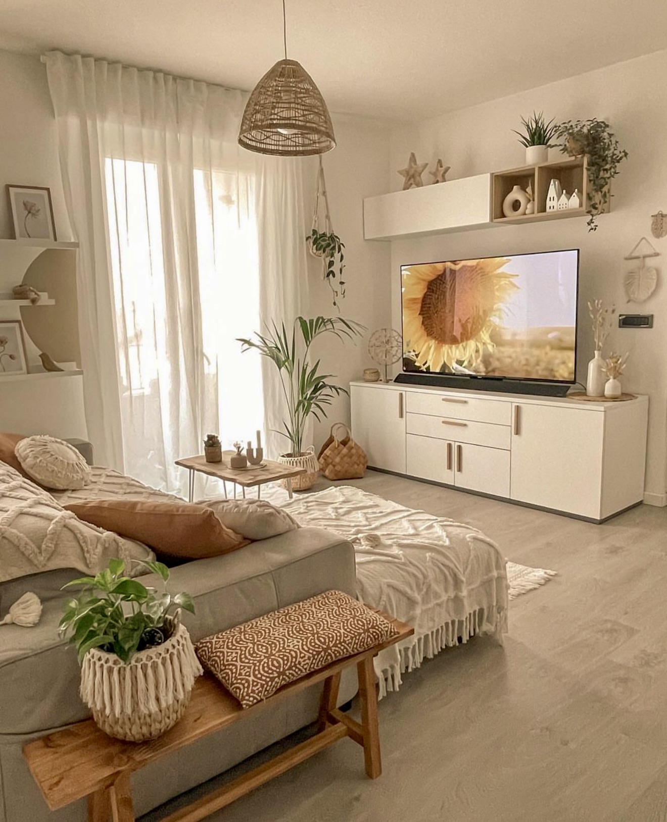 25 Boho Living Room 2026 Ideas - Modern, Cozy, Earthy and Minimalist ... - Neutral White Minimalist Decor Inspiration