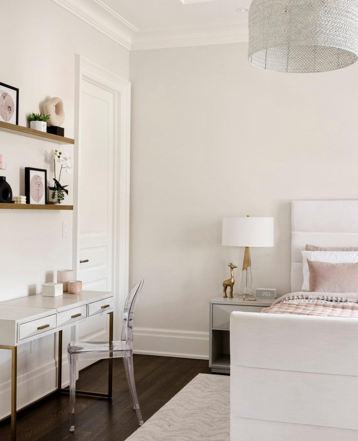 30 Teen Girl Bedroom Ideas 2026: Aesthetic Makeovers, Chic Designs And ...