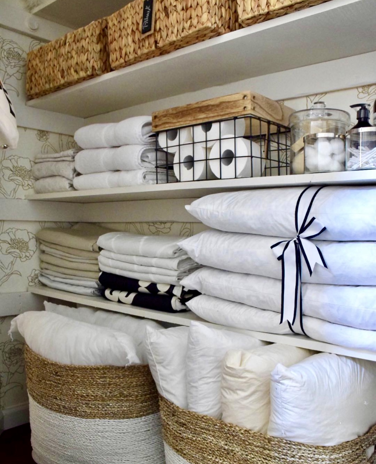 30 Linen Closet Organization 2026 Ideas That Transform Small Spaces ...