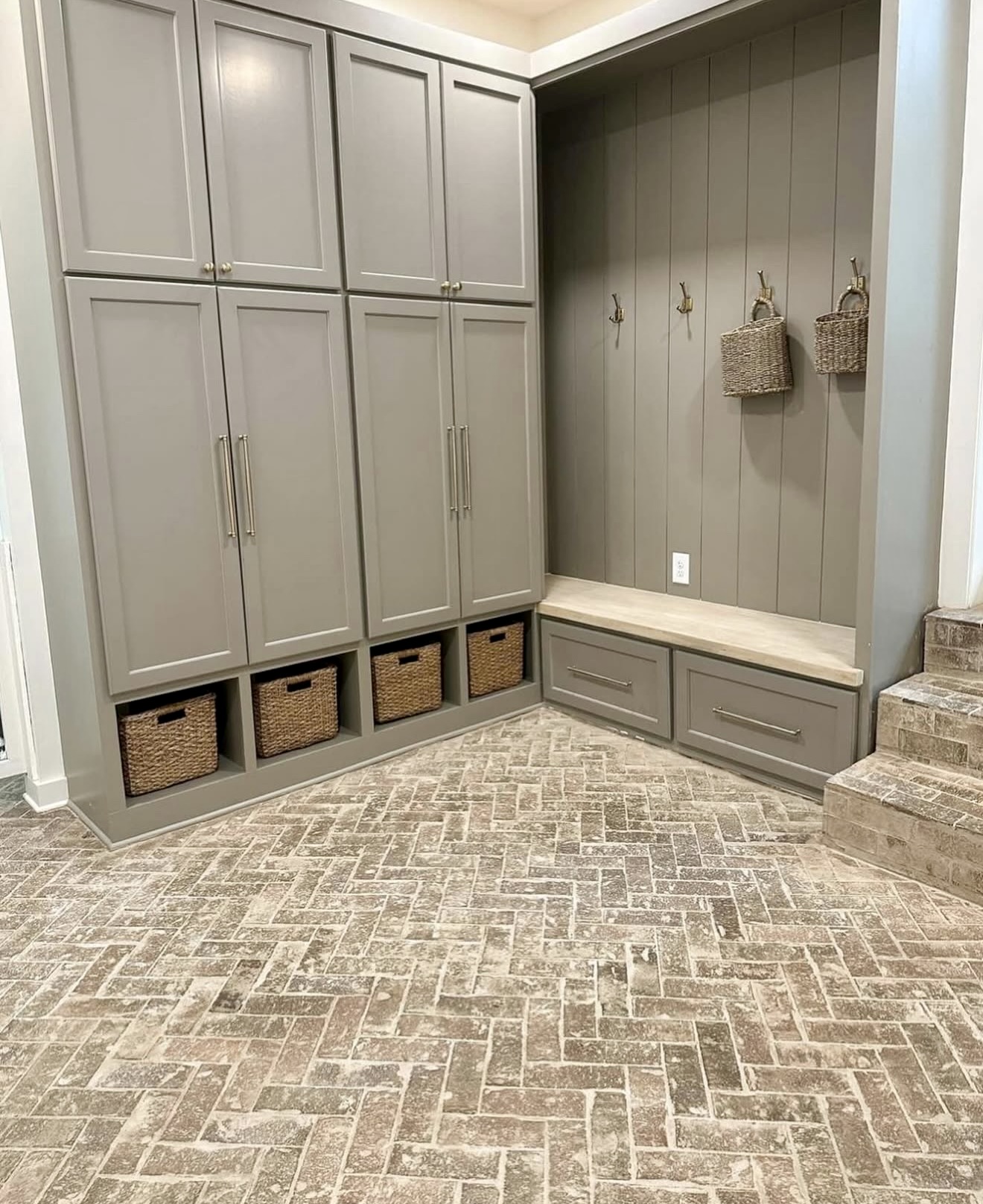 35 Mudroom Ideas 2026: Stylish, Functional Entryway Designs for Modern ...