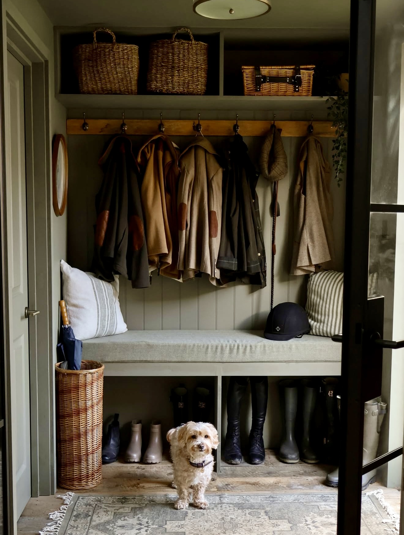 35 Mudroom Ideas 2026: Stylish, Functional Entryway Designs for Modern ...