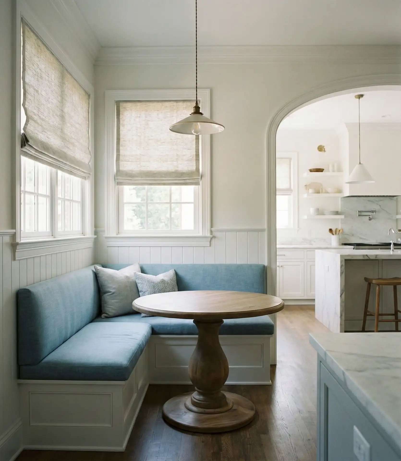 Breakfast Nook Built-In Banquette 1