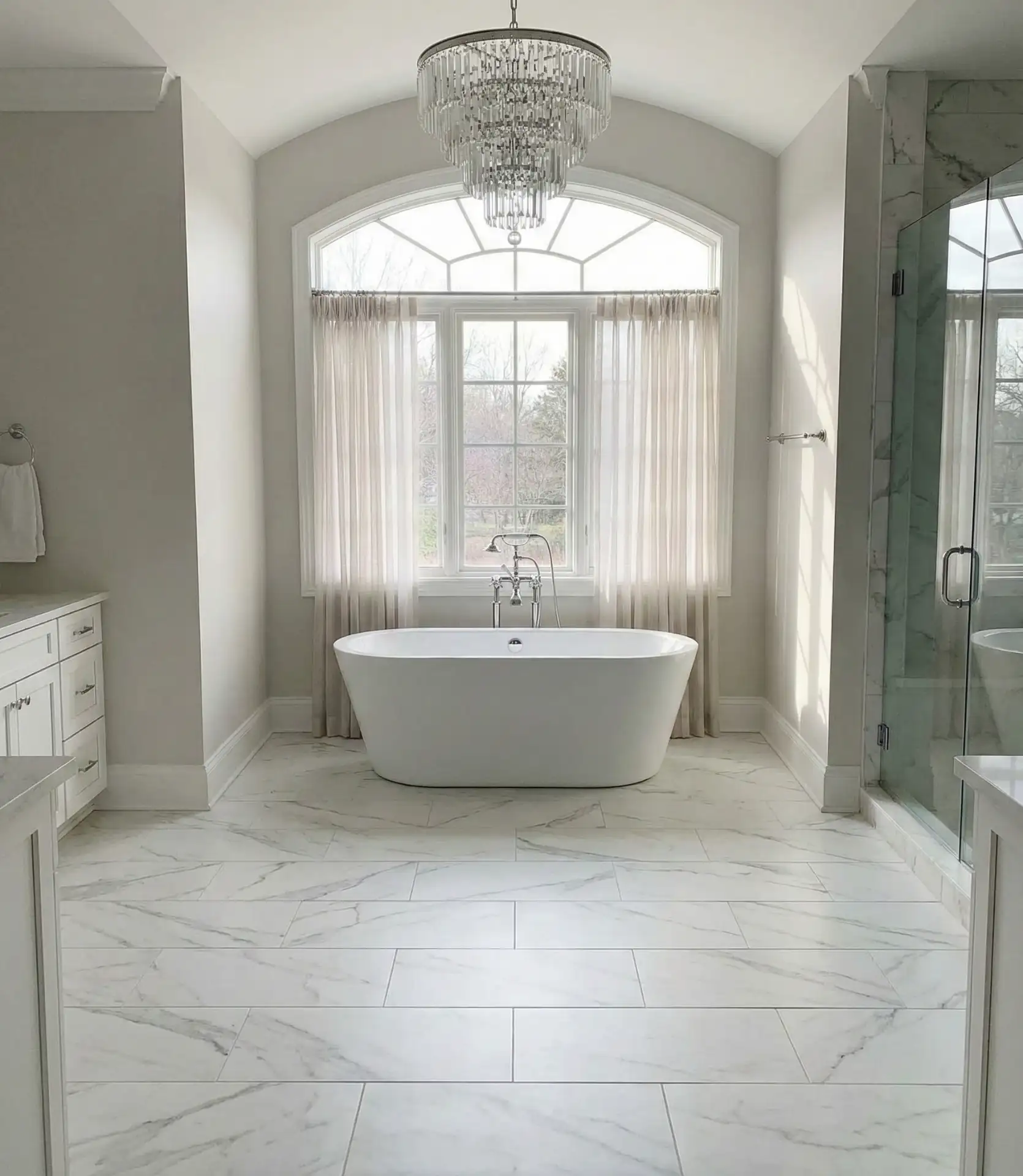 Luxury Marble-Look Porcelain 1
